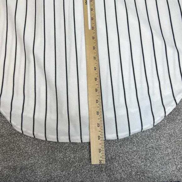 Sox Jersey Mens Medium White Black Baseball Pinstripe Button Front 18 Sleeveless - Picture 12 of 13